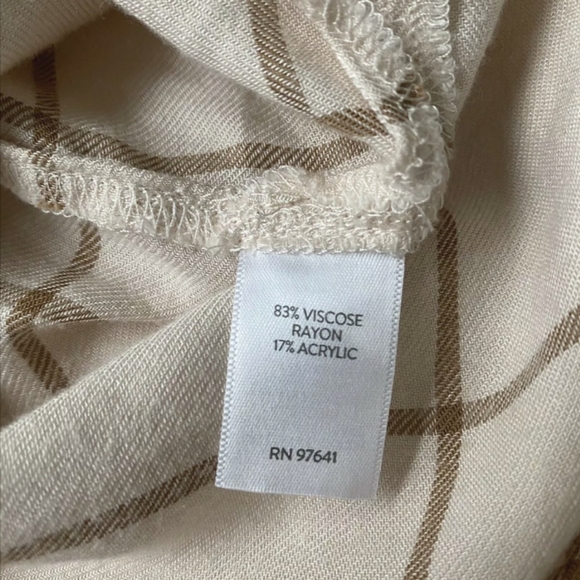 !! Sold!! J Jill Brushed-Twill Pleated-Back Shirt - Picture 9 of 10